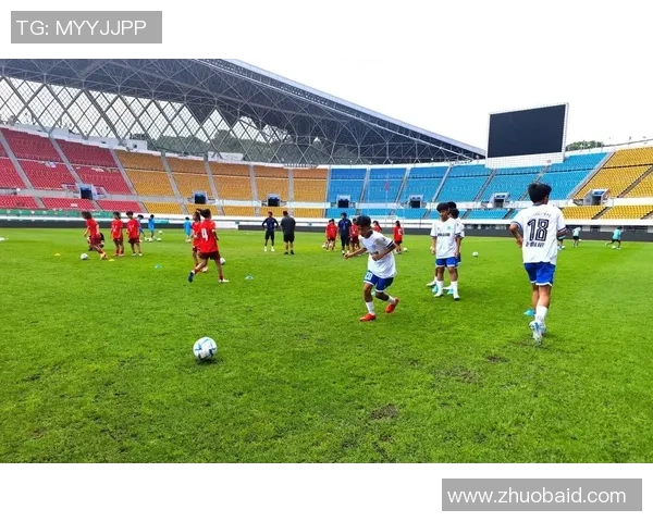 从街头到球场 没有上过足球学校的传奇球星如何崭露头角