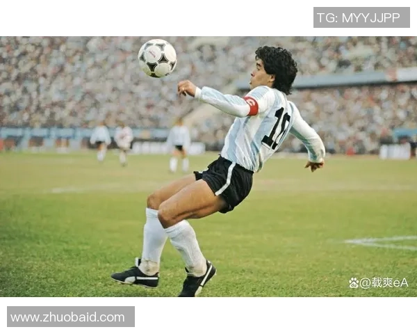 全球足球史上50位最伟大球员排名揭晓 谁能位居第一引发热议 全球足球史上50位最伟大球员排名揭晓 谁能位居第一引发热议