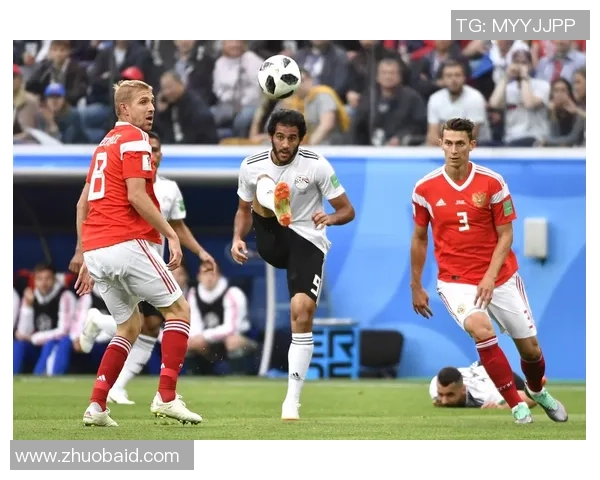 埃及足球巨星的崛起与传奇历程：从阿赫利到国际舞台的辉煌故事