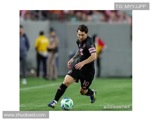 最帅足球球星与其球队风采大比拼谁才是场上最具魅力的男神